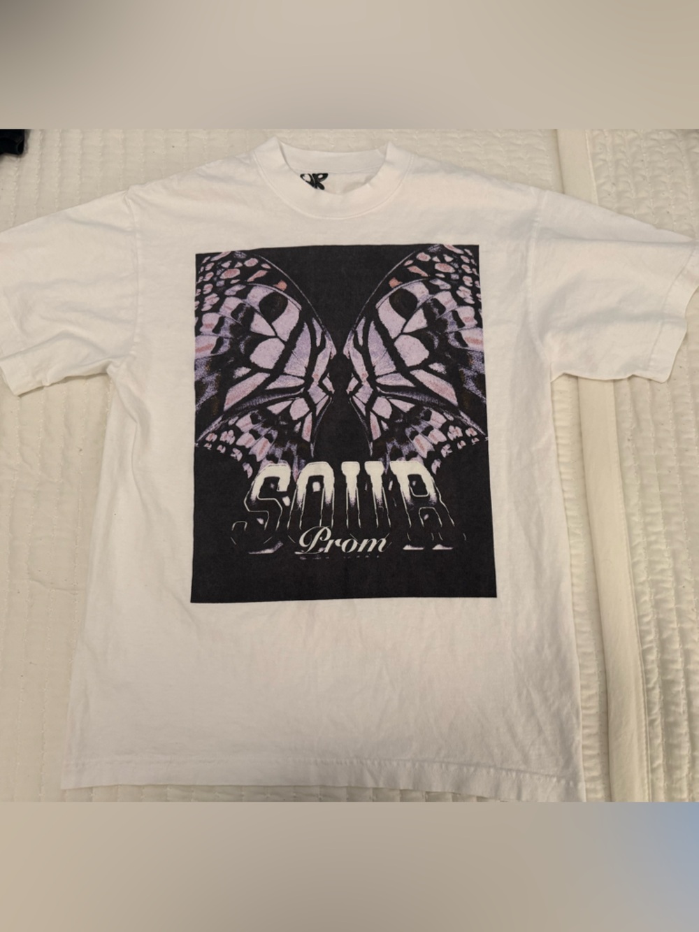 Soma White Tee with Lavender Butterfly Graphic